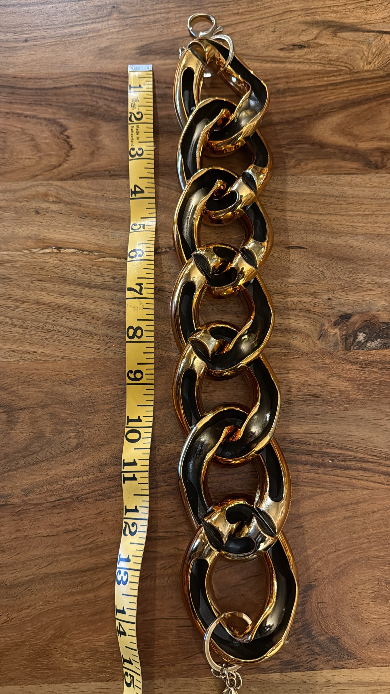 MASSIVE NECKLACE