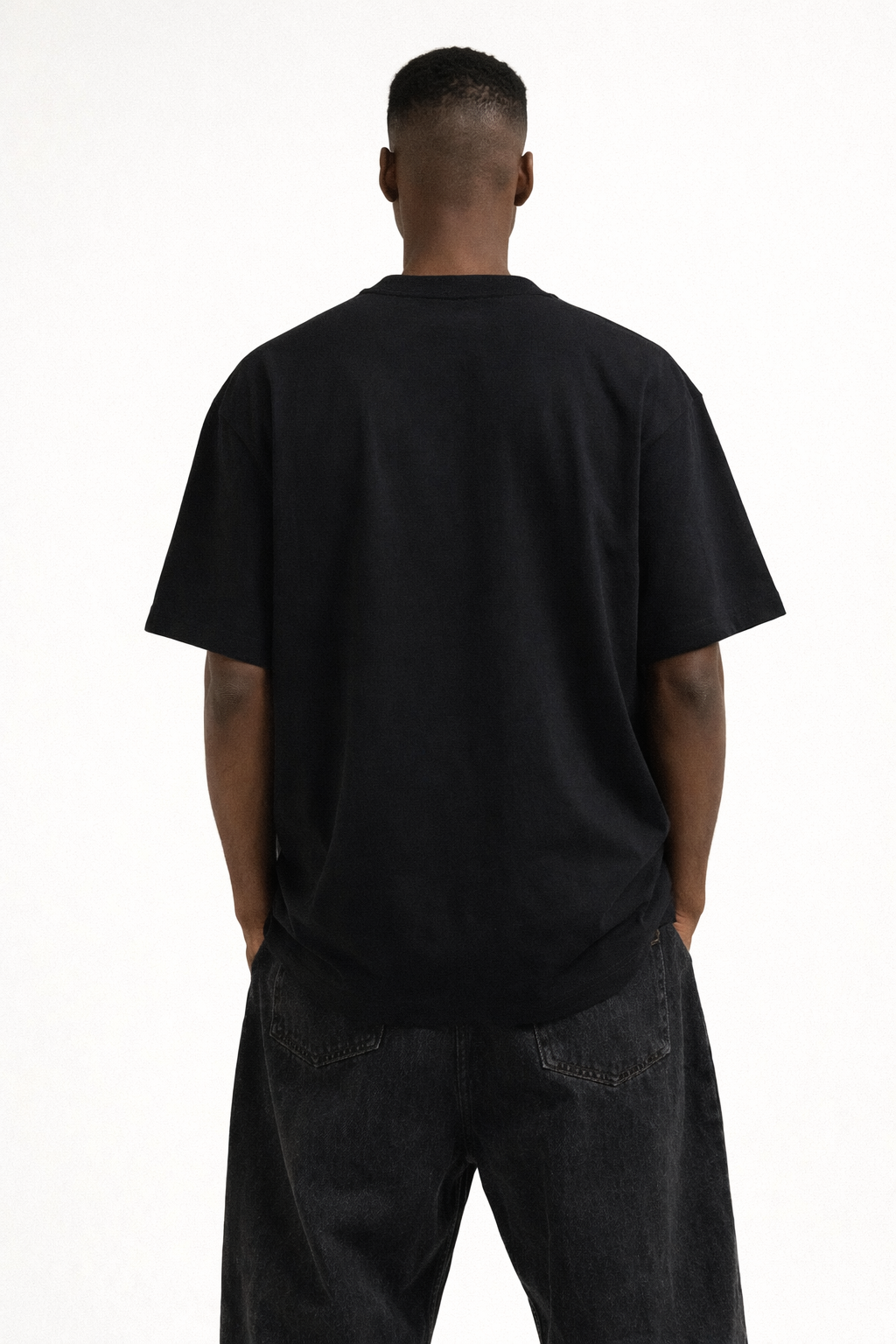 DARLING, I AM THE CARPET BLACK TEE