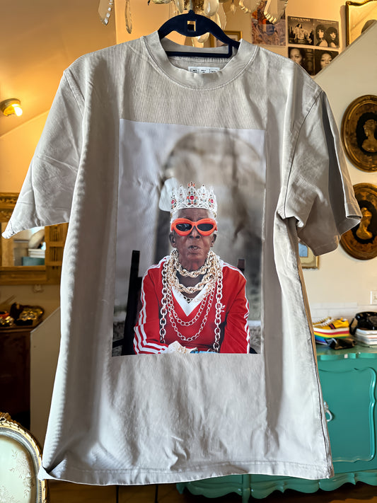 CROWN T