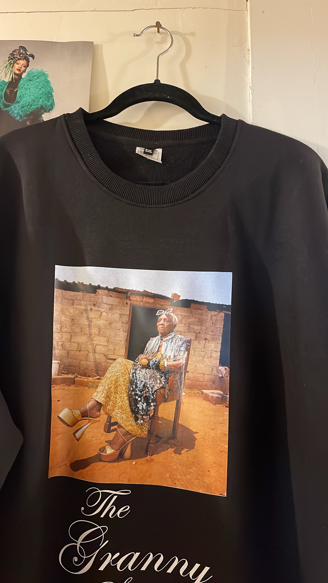 GRANNY SERIES SWEATSHIRT