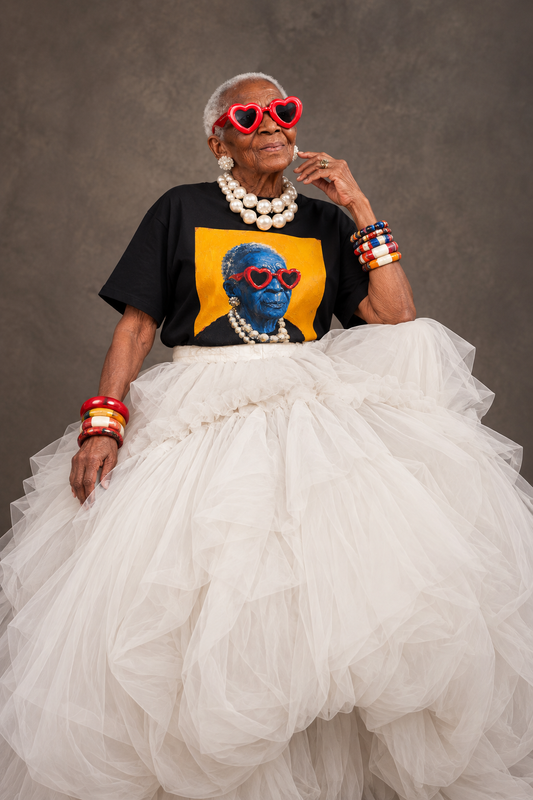 BLUE GLAMMA PORTRAIT TEE