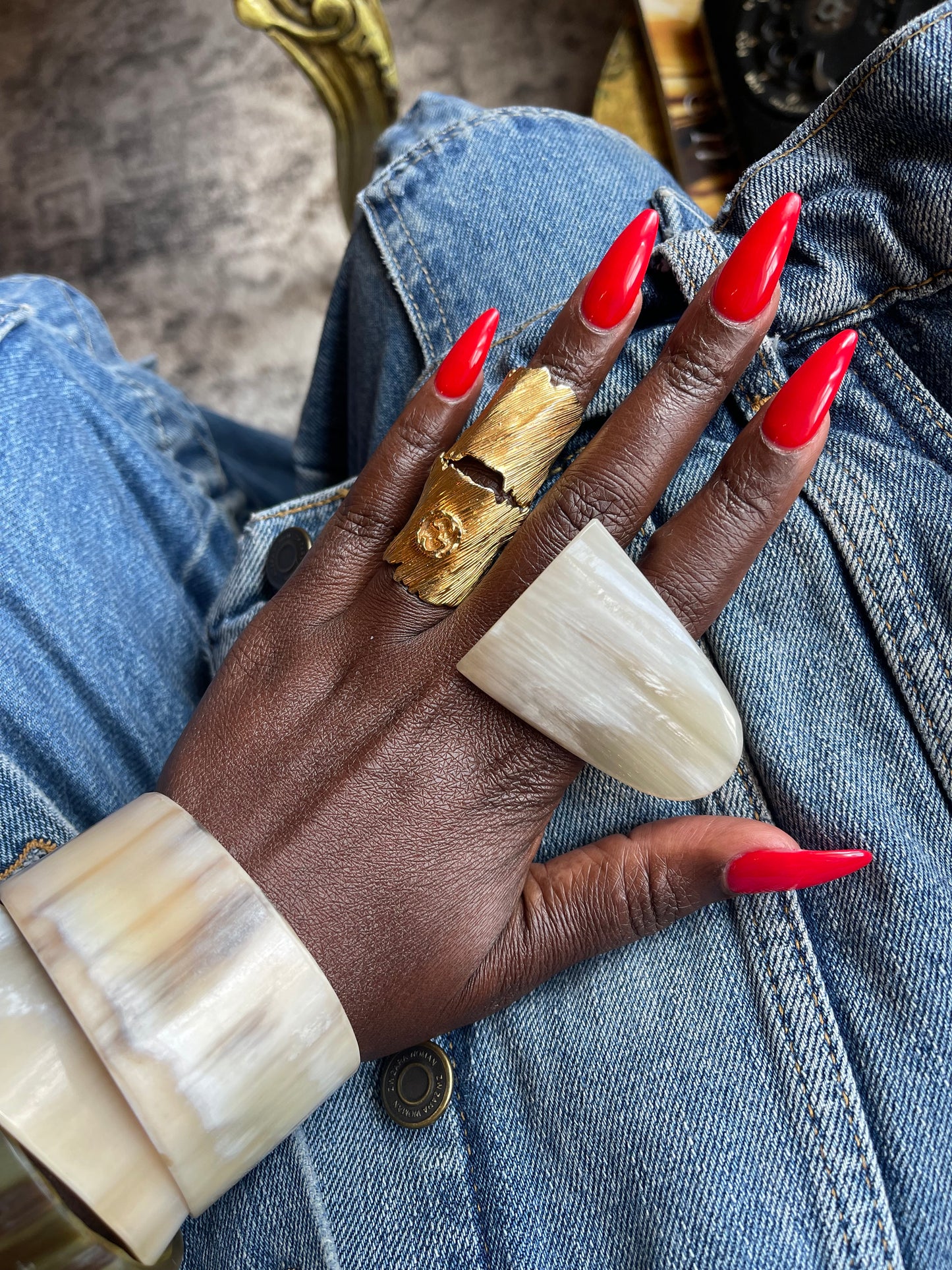 TRIANGLE BONE RING