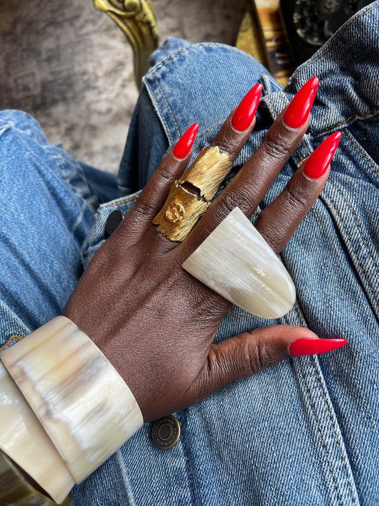 TRIANGLE BONE RING